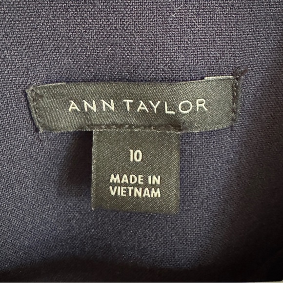 Ann Taylor Navy Flare Sleeve Sheath Dress, Size 10 - Picture 4 of 7
